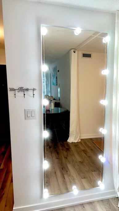 Luxurious Condo In The Center Of Downtown Toronto Ngoại thất bức ảnh