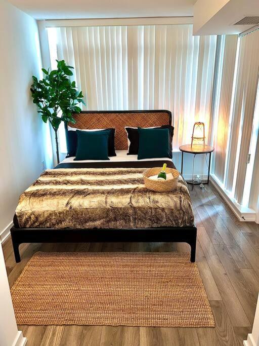 Luxurious Condo In The Center Of Downtown Toronto Ngoại thất bức ảnh