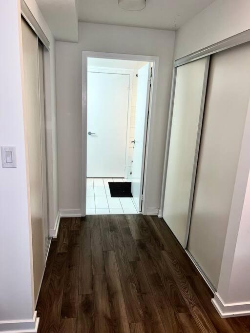 Luxurious Condo In The Center Of Downtown Toronto Ngoại thất bức ảnh