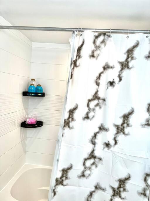 Luxurious Condo In The Center Of Downtown Toronto Ngoại thất bức ảnh